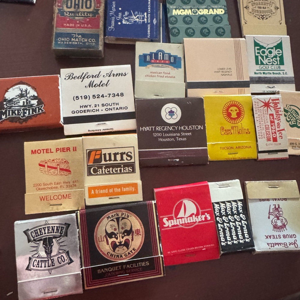 Colorful Matchbook Collection - Picture 5 of 10